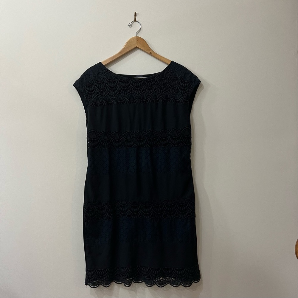 THE LIMITED Sleeveless black dress size L Great for Work